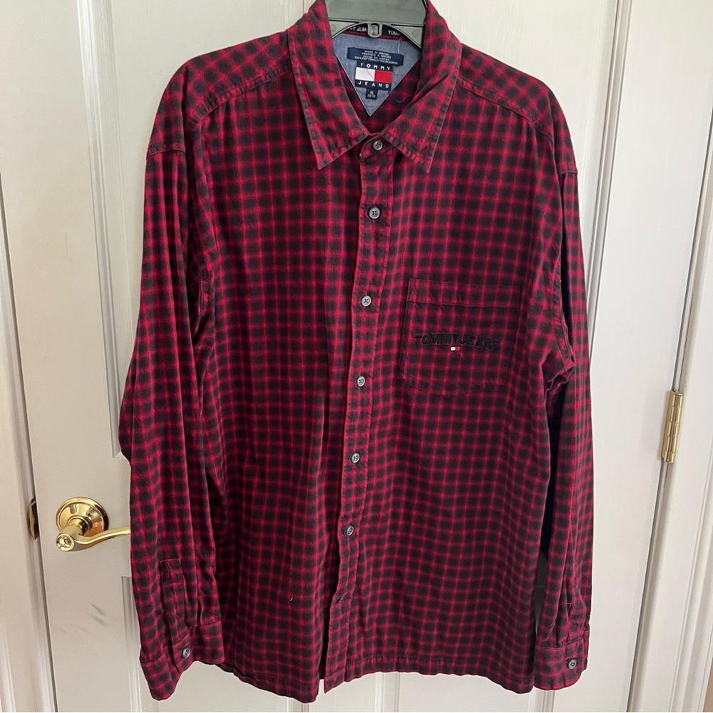 Mens TOMMY JEANS 
100% Cotton Buffalo Plaid Flannel Shirt
Size XL EUC